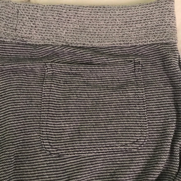 ❄️2 FOR $20❄️ Aerie Sweats - Picture 5 of 5